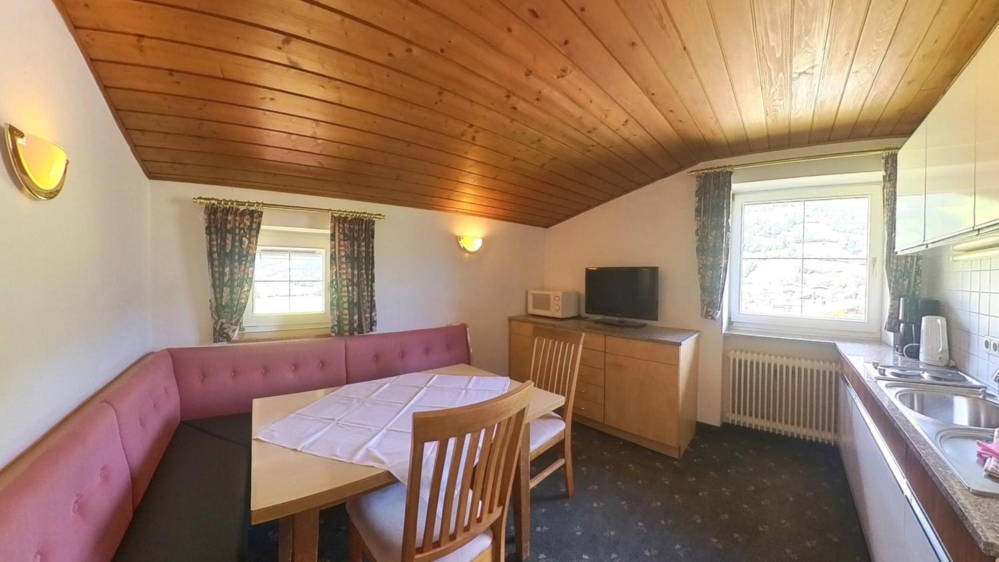 Das Christine Appartement Brixen im Thale Buitenkant foto