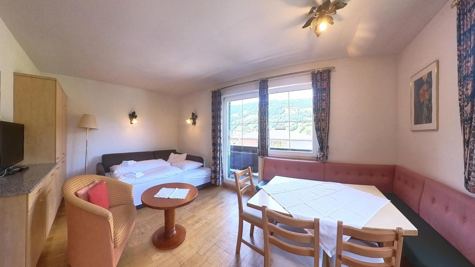 Das Christine Appartement Brixen im Thale Buitenkant foto