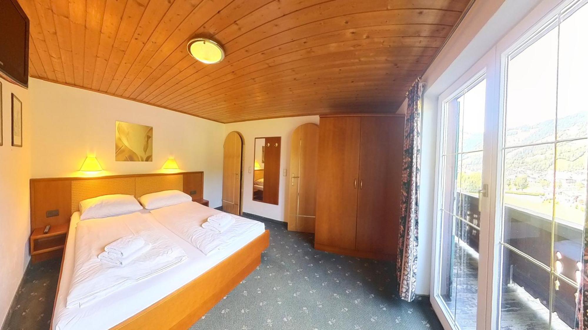 Das Christine Appartement Brixen im Thale Buitenkant foto